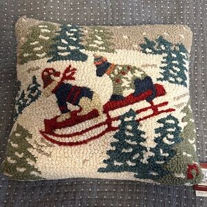 NWT Chandler 4 Corners Holiday Sledding Decorative Pillow - hand hooked